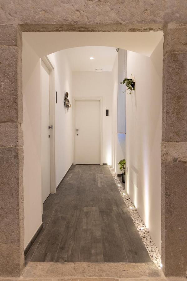 Porta Vetere - Boutique Rooms Trani Esterno foto