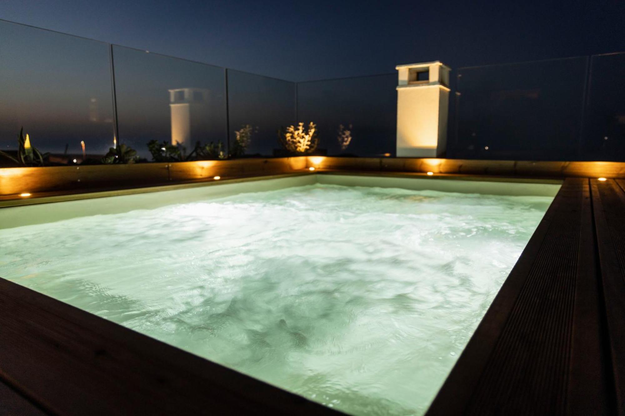 Porta Vetere - Boutique Rooms Trani Esterno foto